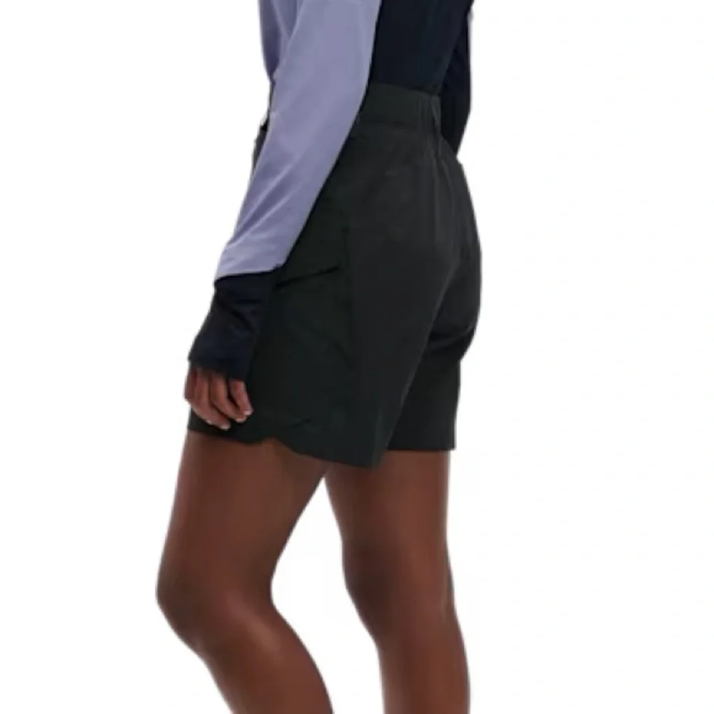 ♥️♥️♥️ ON RUNNING Explorer Black Shorts, size L - Picture 2 of 16